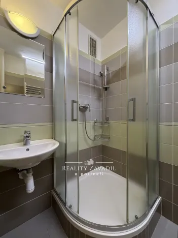 Pronájem bytu 3+1, Pardubice, Na Drážce, 62 m2