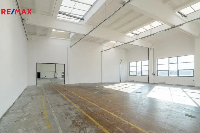 Pronájem výrobních prostor, Otrokovice, 1273 m2