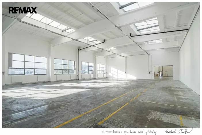 Pronájem výrobních prostor, Otrokovice, 1273 m2