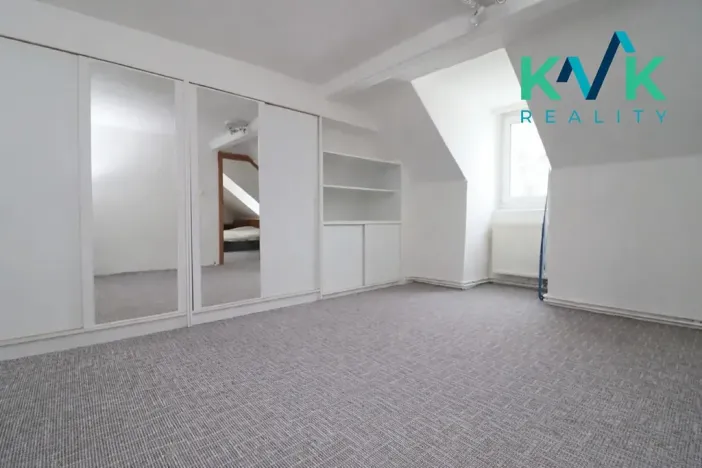 Prodej bytu 3+1, Karlovy Vary, Divadelní, 110 m2