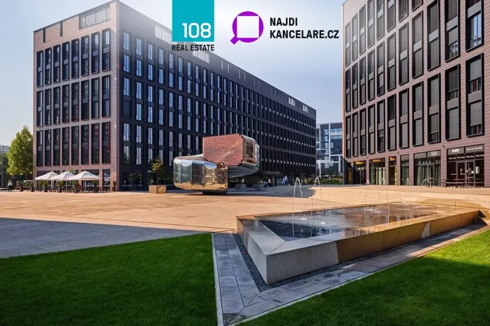 Pronájem kanceláře, Praha - Karlín, Sokolovská, 564 m2