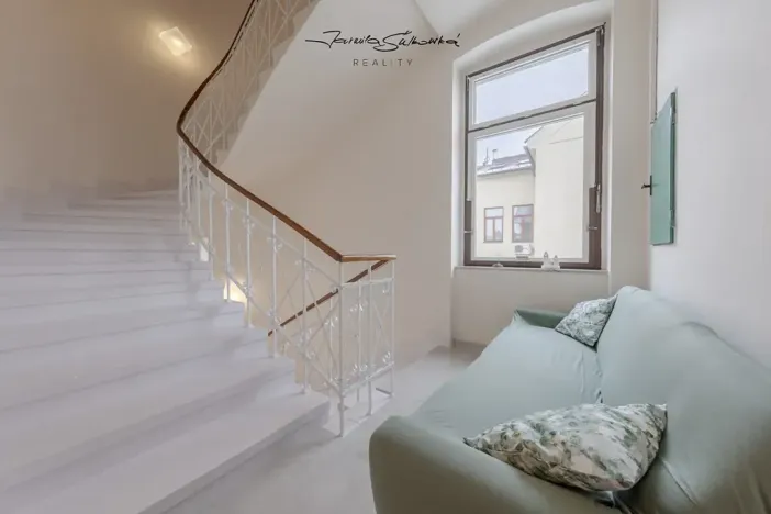 Pronájem pokoje, Olomouc, Žilinská, 108 m2