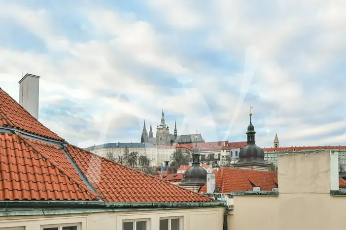 Pronájem kanceláře, Praha - Malá Strana, Malostranské náměstí, 135 m2