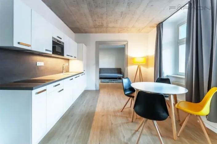 Pronájem bytu 2+kk, Praha - Karlín, Sokolovská, 45 m2