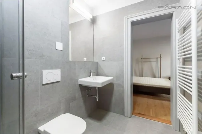 Pronájem bytu 2+kk, Praha - Karlín, Sokolovská, 45 m2