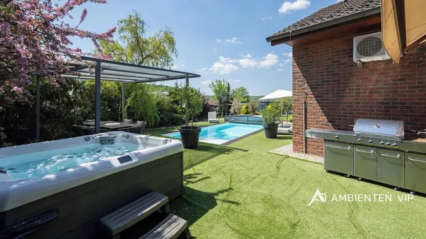 Prodej rodinného domu, Rosice, 180 m2