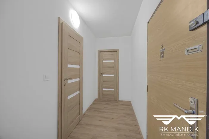 Pronájem bytu 3+1, Praha - Střížkov, Harrachovská, 52 m2