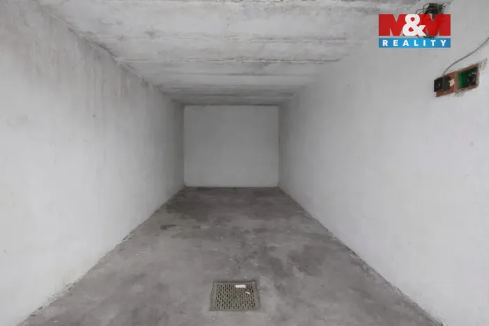 Prodej garáže, Hradec Králové - Pražské Předměstí, 18 m2