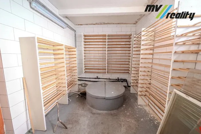 Prodej výrobních prostor, Hořice, Riegrova, 720 m2