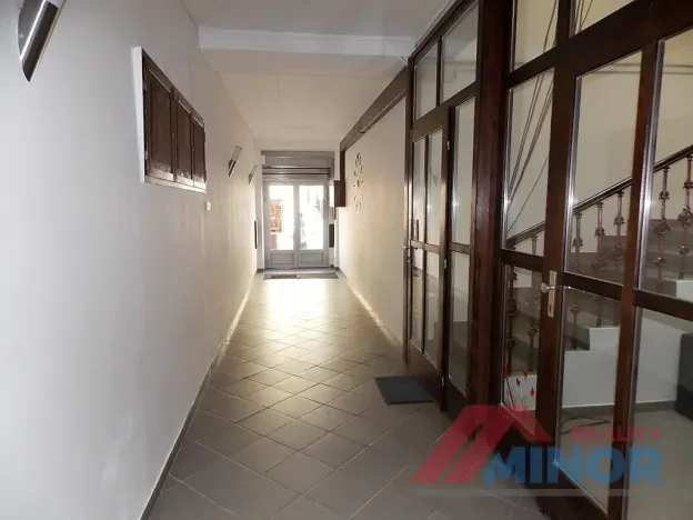 Pronájem kanceláře, Slaný, Husova, 40 m2