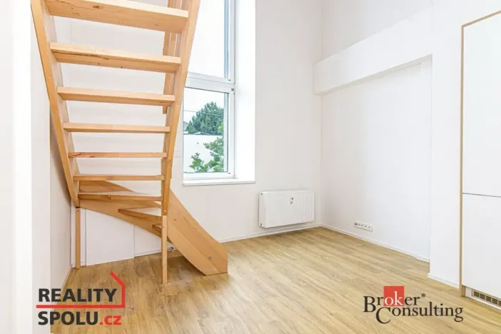 Prodej bytu 2+kk, Opava - Kateřinky, Rolnická, 37 m2