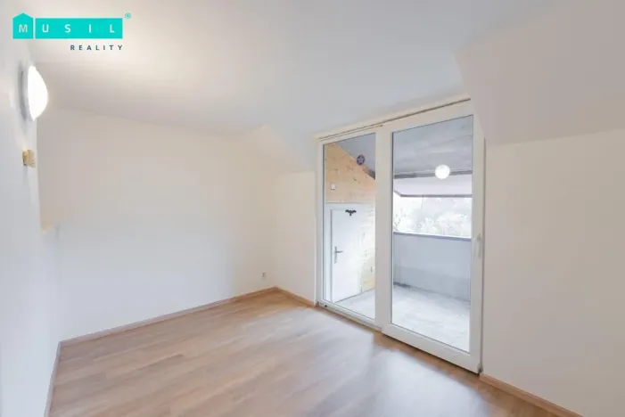 Pronájem bytu 1+1, Olomouc - Nové Sady, V kotlině, 52 m2