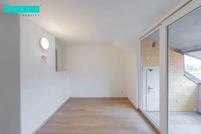 Pronájem bytu 1+1, Olomouc - Nové Sady, V kotlině, 52 m2