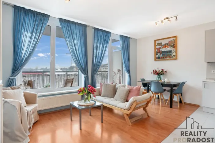 Prodej bytu 2+kk, Praha - Stodůlky, Svitákova, 44 m2