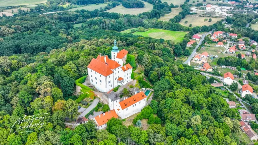 Prodej rodinného domu, Vysoký Chlumec, 212 m2