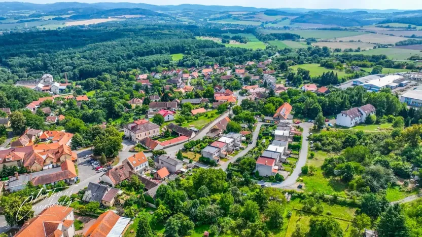 Prodej rodinného domu, Vysoký Chlumec, 212 m2