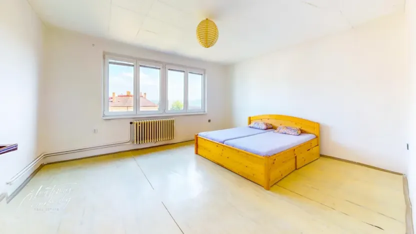 Prodej rodinného domu, Vysoký Chlumec, 212 m2