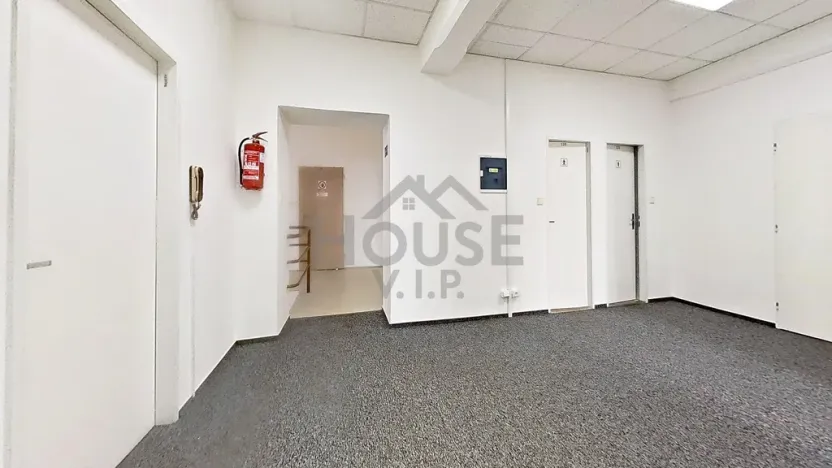 Pronájem kanceláře, Praha - Holešovice, U průhonu, 14 m2