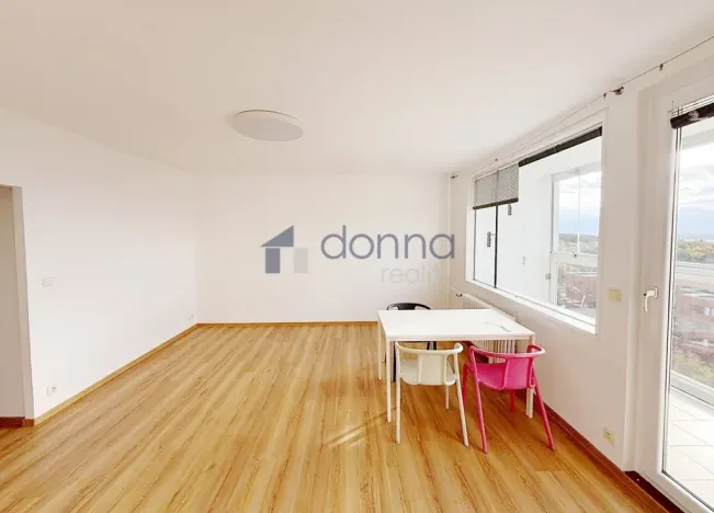 Pronájem bytu 4+1, Praha, Mazurská, 86 m2