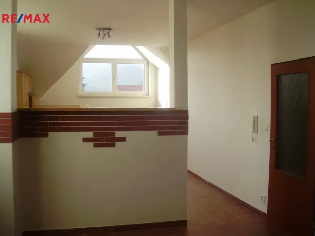 Pronájem bytu 1+kk, Lety, Pražská, 50 m2