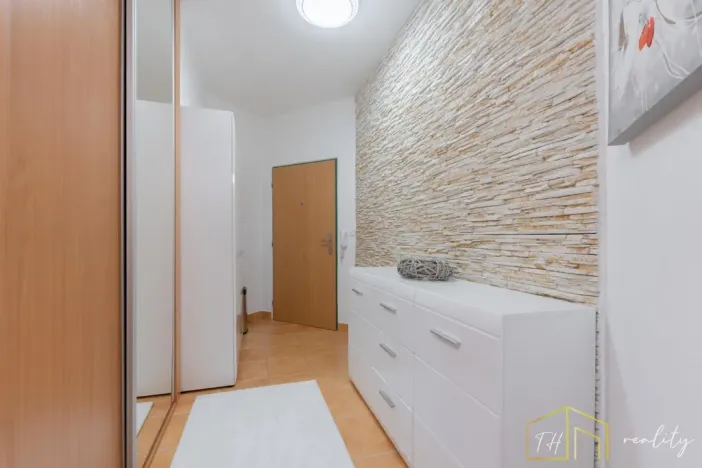 Prodej bytu 2+kk, Ústí nad Labem - Bukov, Baráčnická, 57 m2