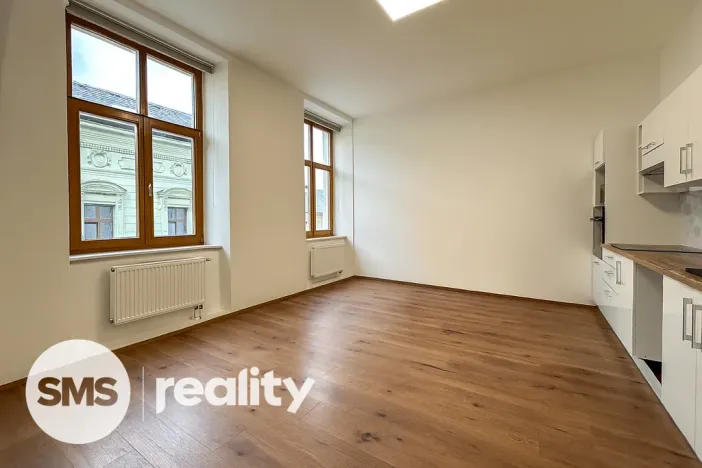 Pronájem bytu 3+kk, Opava - Město, Nákladní, 71 m2