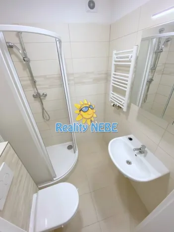 Pronájem bytu 1+kk, Praha - Žižkov, Baranova, 30 m2