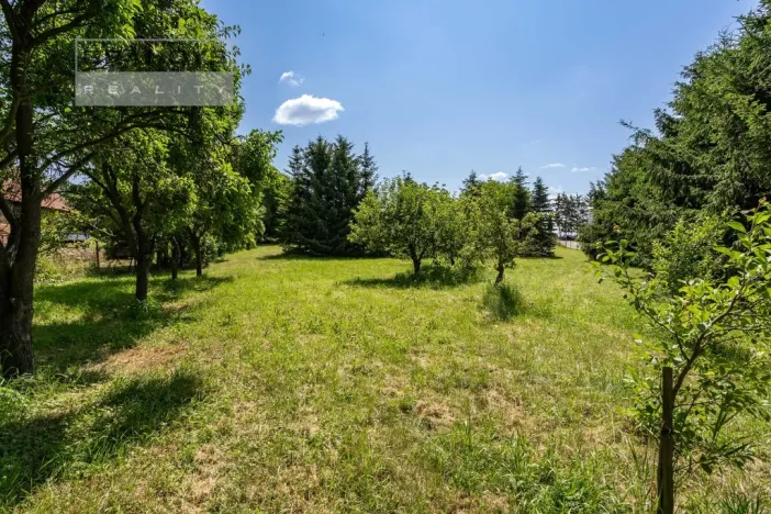 Prodej pozemku pro bydlení, 905 m2