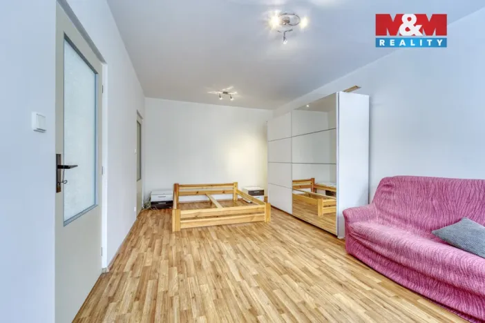 Pronájem bytu 1+1, Plzeň - Bolevec, Rabštejnská, 39 m2