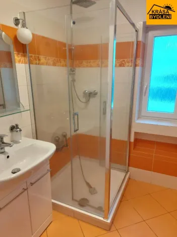 Prodej rodinného domu, Poličná, 240 m2