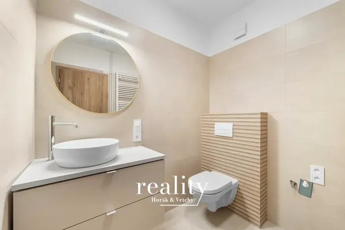 Pronájem rodinného domu, Dobšice, Horní, 220 m2