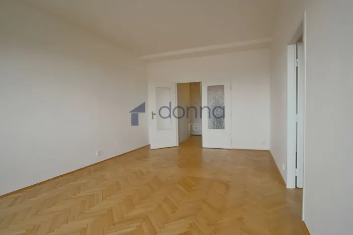 Pronájem bytu 2+kk, Praha - Vinohrady, Šrobárova, 68 m2