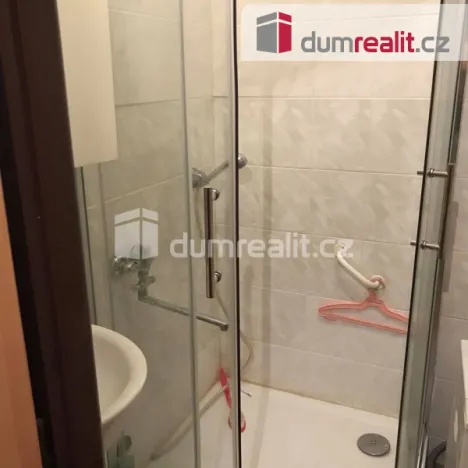 Pronájem bytu 2+1, Praha, Na Petřinách, 54 m2