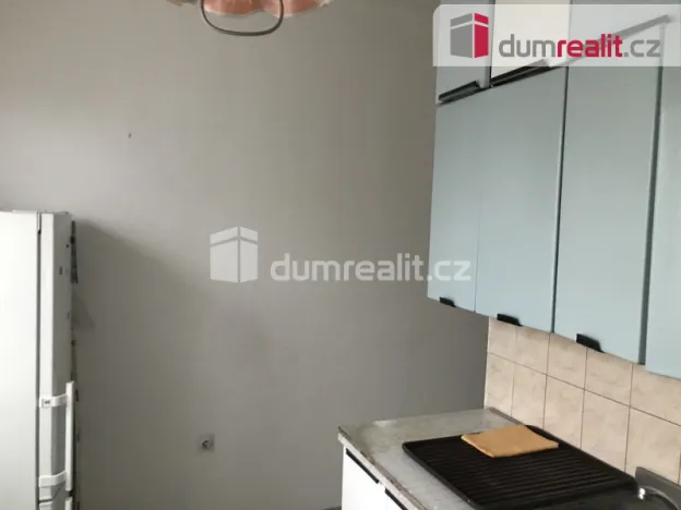 Pronájem bytu 1+kk, Praha, Na Petřinách, 15 m2