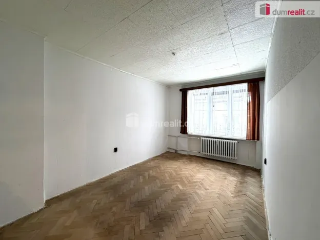 Prodej bytu 2+1, Bukovany, 52 m2