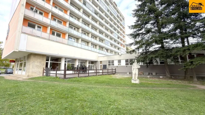 Prodej restaurace, Olomouc - Neředín, 730 m2