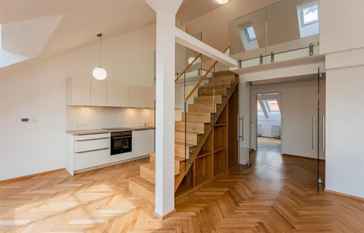 Pronájem bytu 4+kk, Praha - Žižkov, Seifertova, 107 m2