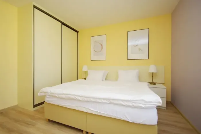 Pronájem bytu 3+1, Praha - Vinohrady, Máchova, 100 m2