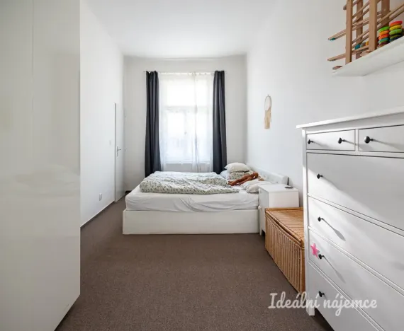 Pronájem bytu 2+kk, Praha - Karlín, Březinova, 50 m2