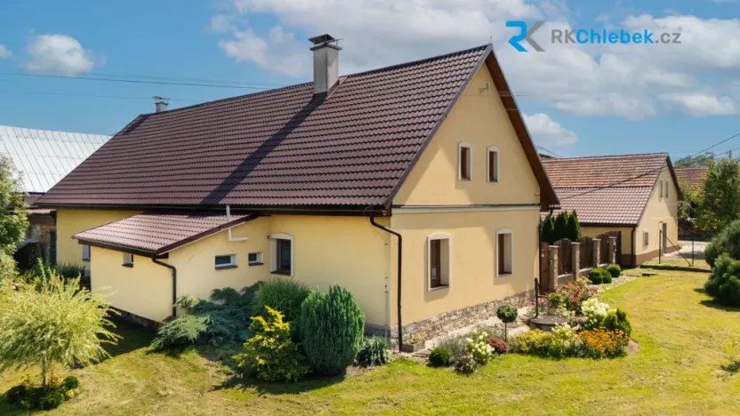 Prodej rodinného domu, Kozlovice, 283 m2