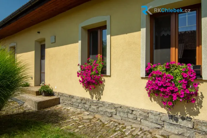 Prodej rodinného domu, Kozlovice, 283 m2