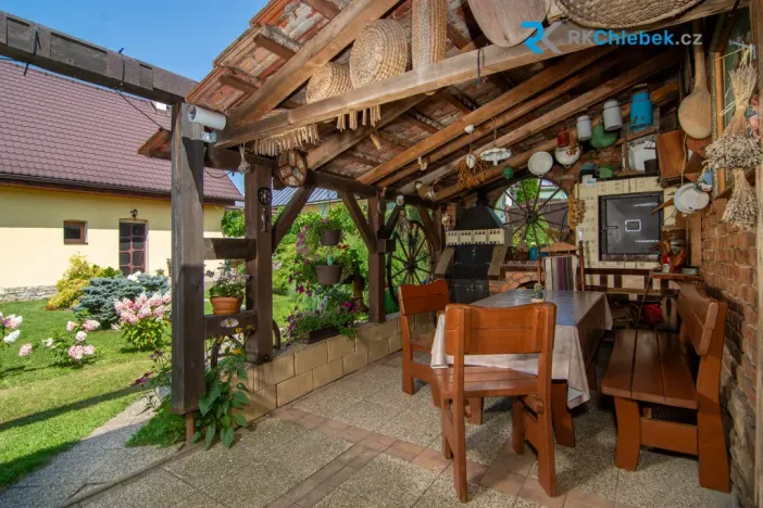 Prodej rodinného domu, Kozlovice, 283 m2