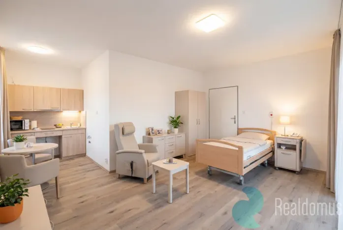 Prodej komerční nemovitosti, Mladá Vožice, Souhradí, 1325 m2