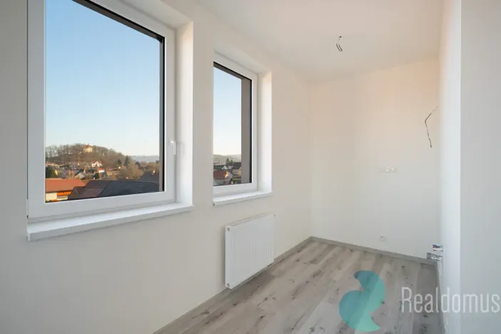 Prodej komerční nemovitosti, Mladá Vožice, Souhradí, 1325 m2