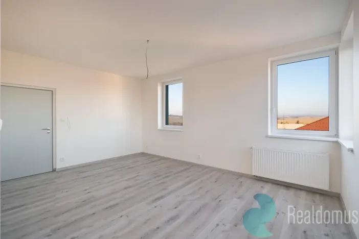 Prodej komerční nemovitosti, Mladá Vožice, Souhradí, 1325 m2