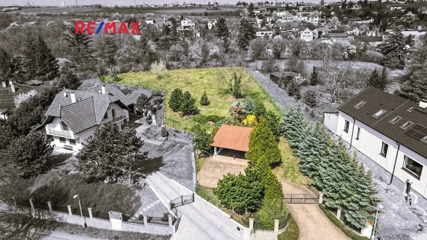 Prodej pozemku pro bydlení, Praha - Lochkov, 1550 m2