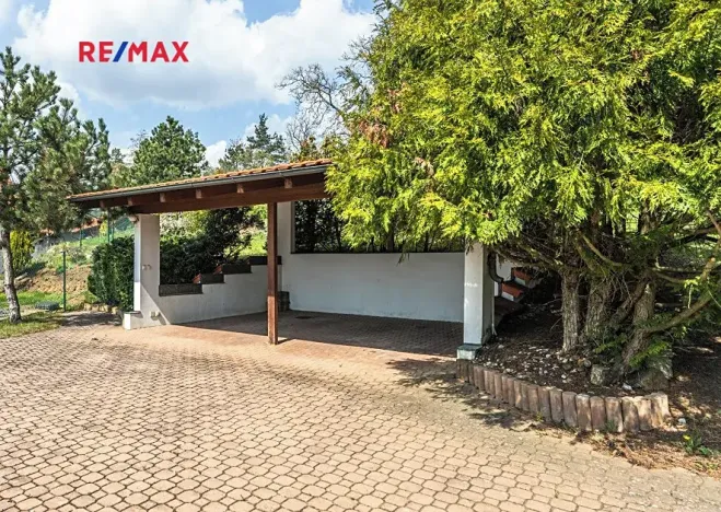 Prodej pozemku pro bydlení, Praha - Lochkov, 1550 m2