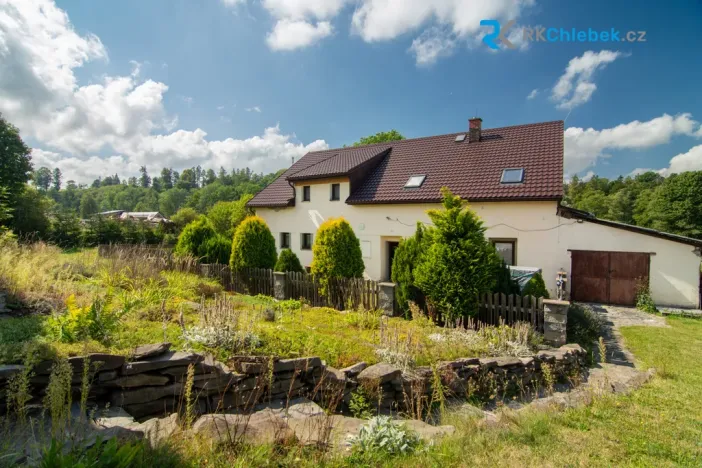 Prodej rodinného domu, Lomnice - Tylov, 180 m2