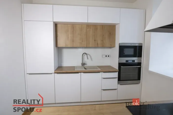 Prodej bytu 3+kk, Liberec - Liberec II-Nové Město, Na Ladech, 93 m2