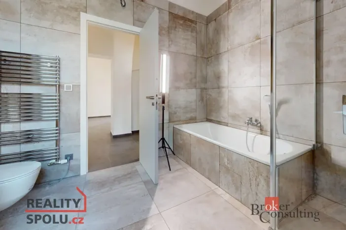 Prodej bytu 3+kk, Liberec - Liberec II-Nové Město, Na Ladech, 93 m2